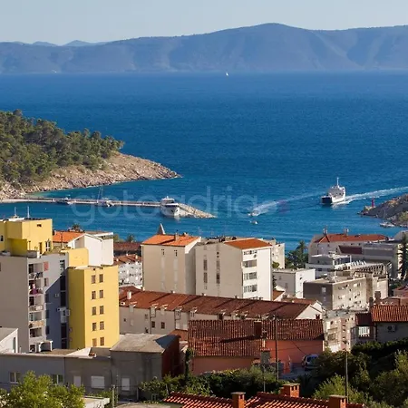 Penthouse With Panoramic View Ally アパート