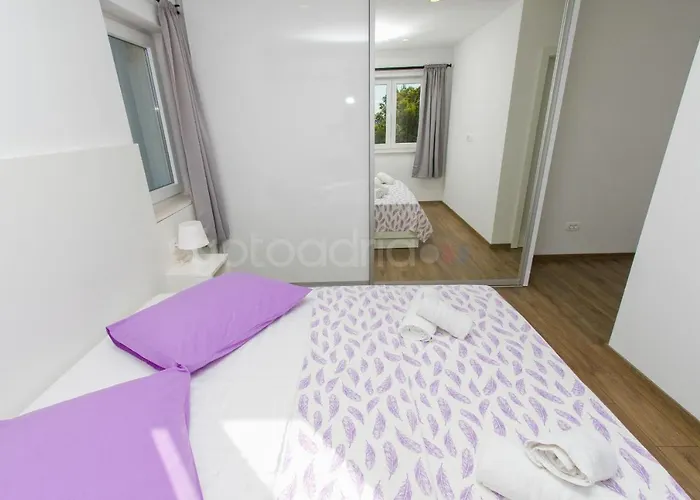 Penthouse With Panoramic View Ally Апартаменты Макарска