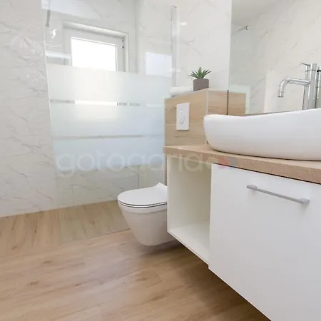 Penthouse With Panoramic View Ally